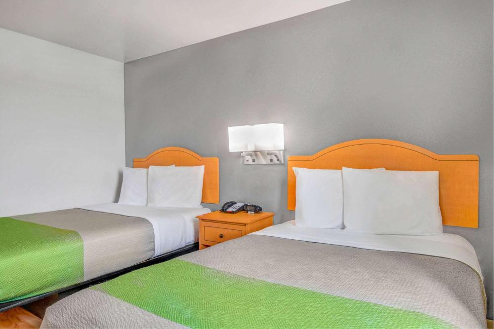 Quadruple Room - Smoking interior
